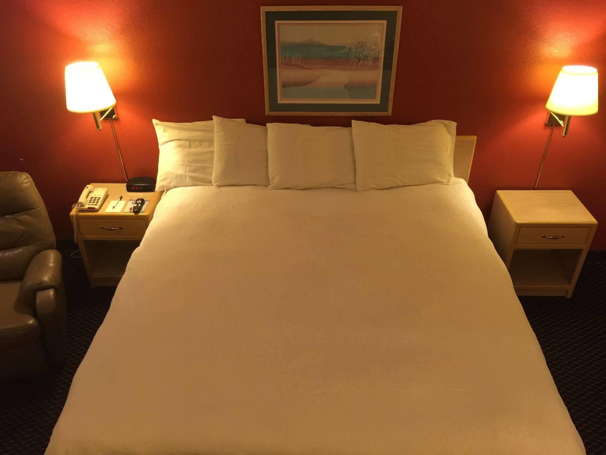 Americas Best Value Inn - Garden City Eksteriør bilde